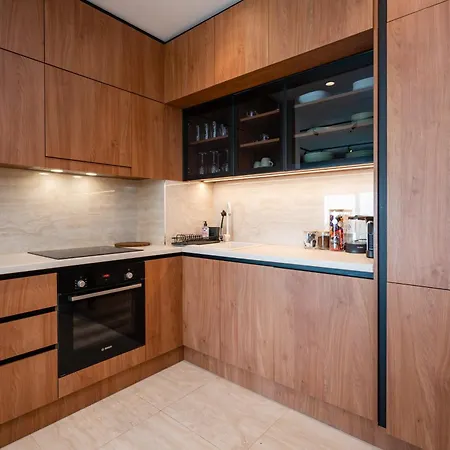 Star West Luxury בלגרד